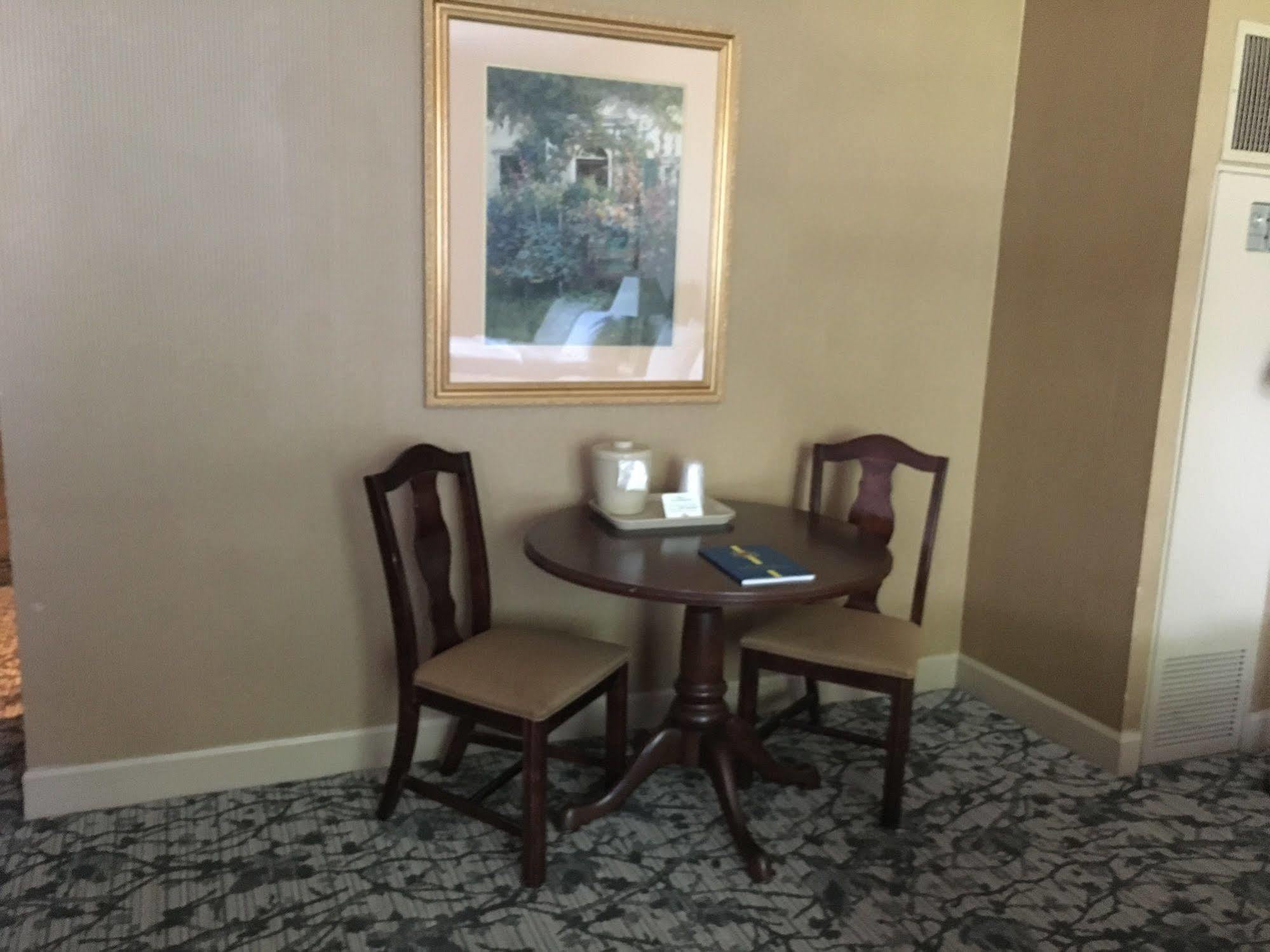 Inn On Broadway Downtown/Keeneland/Medical Center Lexington Zewnętrze zdjęcie
