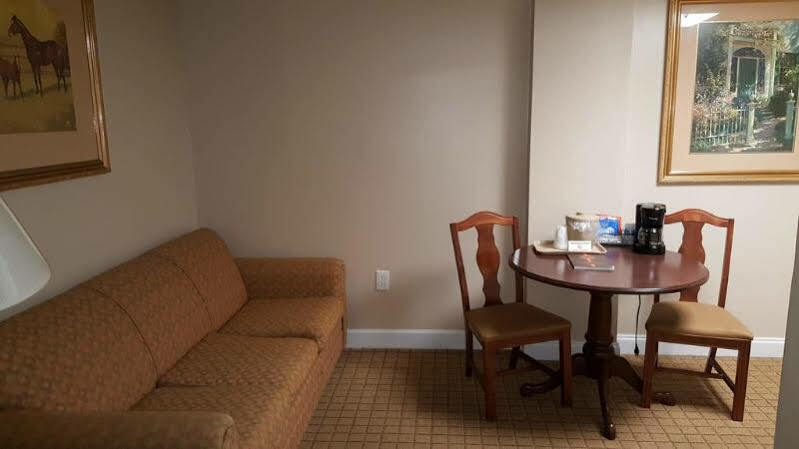 Inn On Broadway Downtown/Keeneland/Medical Center Lexington Zewnętrze zdjęcie